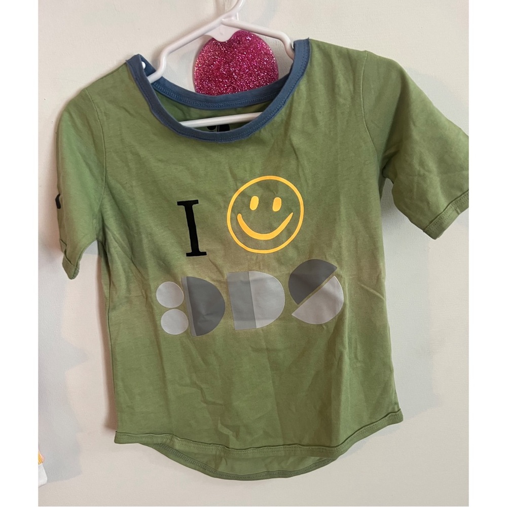 Dot Dot Smile T-shirt 2T NWT